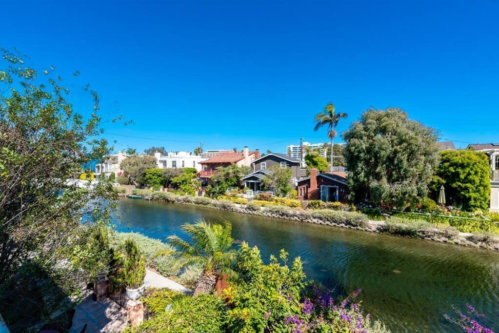 House On The Canal In Venice Los Angeles Extérieur photo