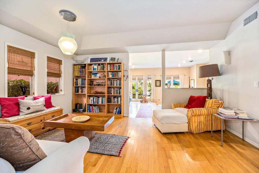 House On The Canal In Venice Los Angeles Extérieur photo